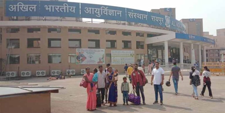 जन समस्याओं का त्वरित निराकरण हो रहा है कैम्प कार्यालय के माध्यम से जन समस्याओं का त्वरित निराकरण हो रहा है कैम्प कार्यालय के माध्यम से