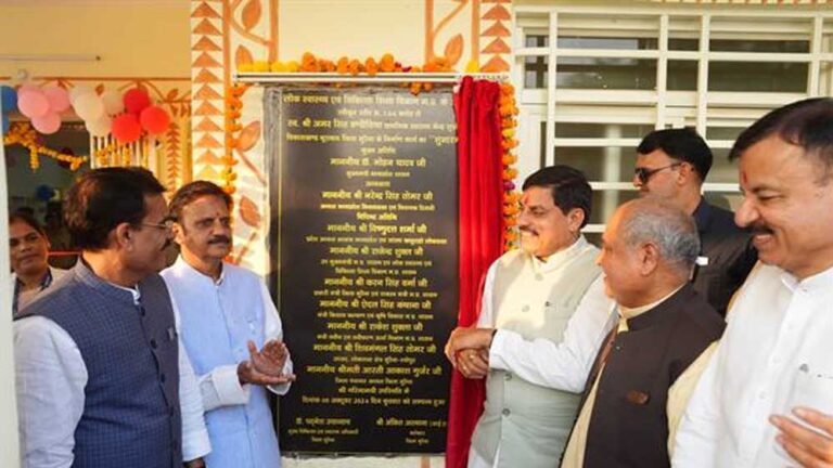 मुख्यमंत्री डॉ. यादव ने 35 करोड़ के सीएम राइज़ स्कूल का किया भूमि-पूजन