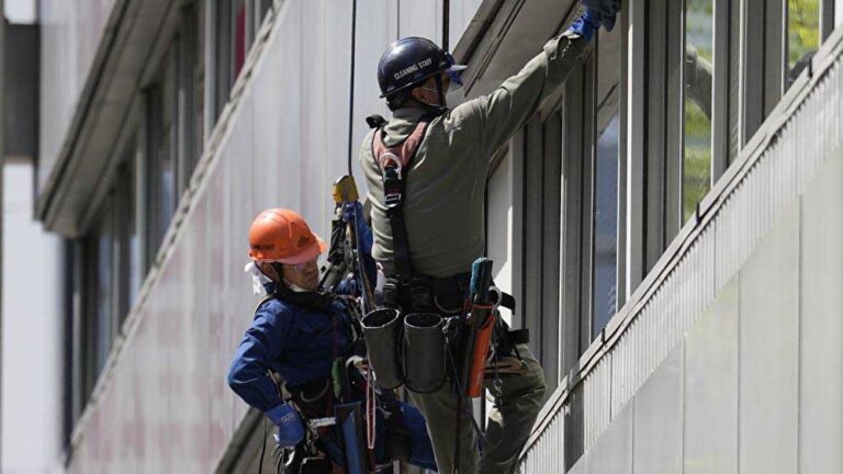 जापान को 2035 तक 3.84 मिलियन श्रमिकों की कमी का सामना करना पड़ेगा : रिपोर्ट जापान को 2035 तक 3.84 मिलियन श्रमिकों की कमी का सामना करना पड़ेगा : रिपोर्ट