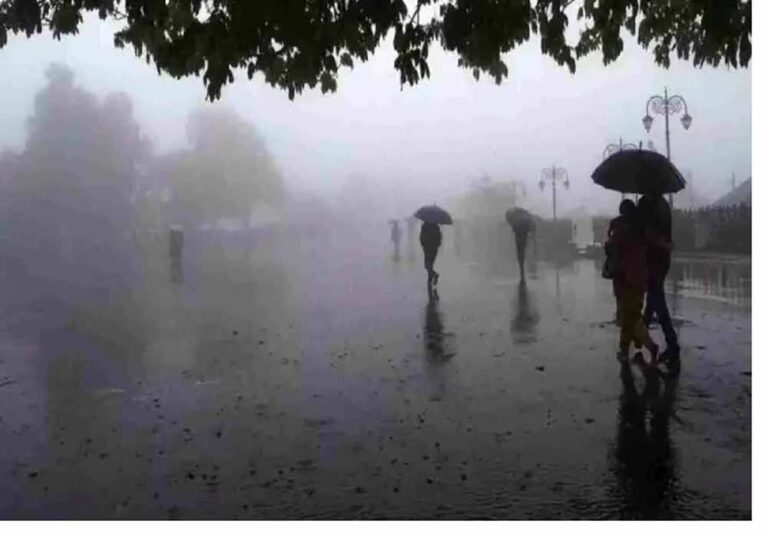 देश में पश्चिमी विक्षोभ की आहट, बर्फबारी और बारिश से बदला मौसम, गिरेगा तापमान