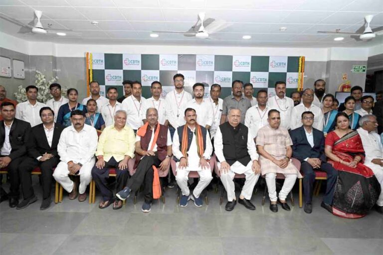 पूर्व मुख्यमंत्री व विधानसभा अध्यक्ष डॉ. रमन सिंह ने किया चंदा देवी मल्टीस्पेशयलिटी हाॅस्पिटल का लोकार्पण