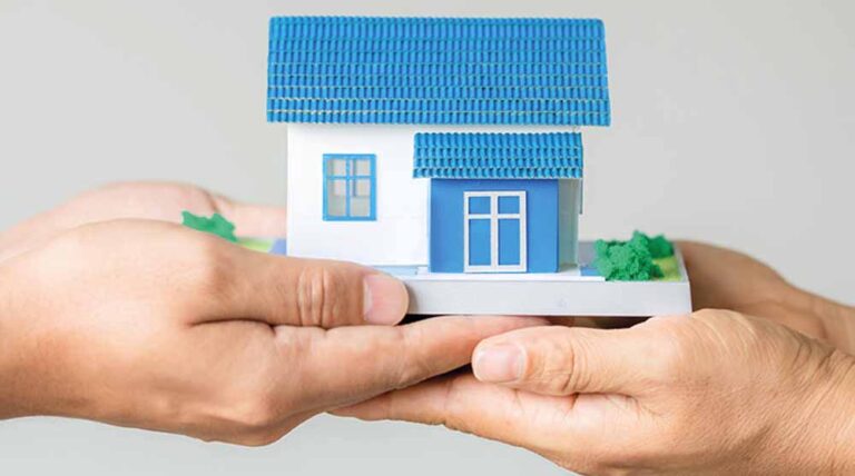 लोगों का पूरा हो रहा घर का सपना, प्रधानमंत्री आवास योजना के चलते भारत के हाउसिंग सेक्टर में सकारात्मक बदलाव दिखा लोगों का पूरा हो रहा घर का सपना, प्रधानमंत्री आवास योजना के चलते भारत के हाउसिंग सेक्टर में सकारात्मक बदलाव दिखा