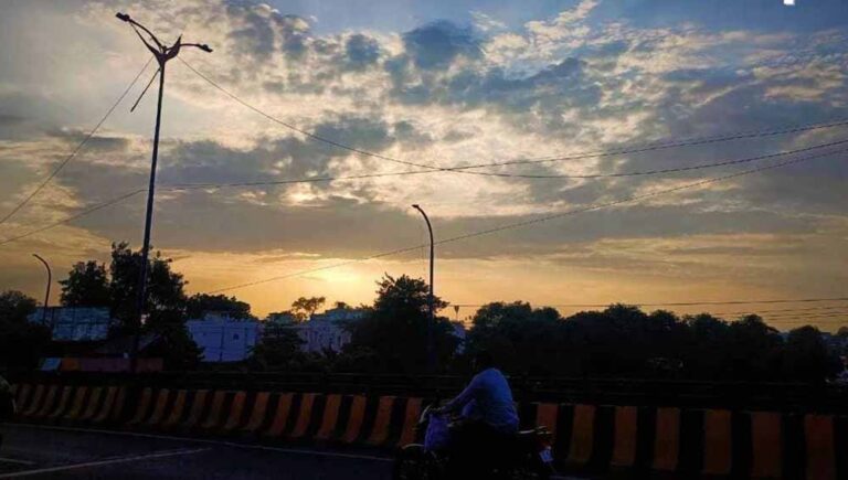 मौसम विभाग ने कहा- प्रदेश के इंदौर सहित इन 28 जिलों से मानसून की विदाई, अब सर्दियों का असर दिखाई देना होगा शुरू