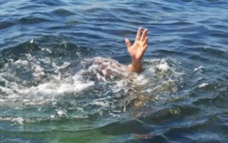 हरियाणा में सरोवर में डूबी युवती, ब्यूटी पार्लर के लिए घर से निकली थी मृतका, हत्या है फिर मर्डर, पुलिस कर रही है जांच हरियाणा में सरोवर में डूबी युवती, ब्यूटी पार्लर के लिए घर से निकली थी मृतका, हत्या है फिर मर्डर, पुलिस कर रही है जांच