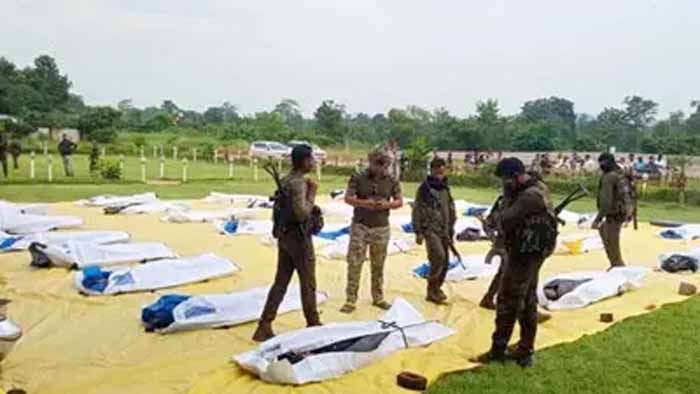 नक्सल कमेटी जारी सकती है मृतकों की सूची, मौत का आकंड़ा पहुंचा 34 नक्सल कमेटी जारी सकती है मृतकों की सूची, मौत का आकंड़ा पहुंचा 34