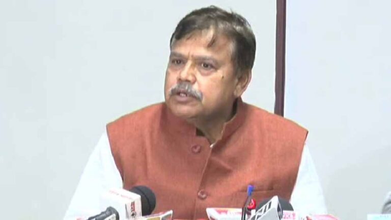 उपभोक्ताओं की समस्याओं के समाधान के लिये सुगम विद्युत (सुविधा) योजना : ऊर्जा मंत्री श्री तोमर