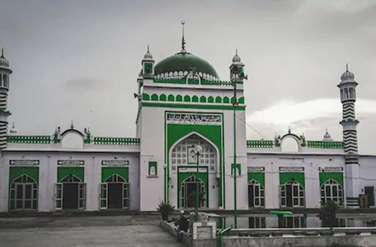 जामा मस्जिद में हरि मंदिर का दावा, Court ने दिया सर्वे का आदेश जामा मस्जिद में हरि मंदिर का दावा, Court ने दिया सर्वे का आदेश