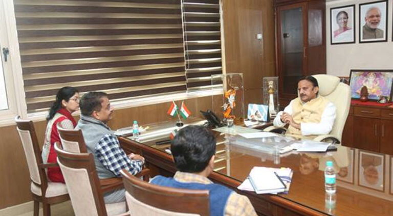 उप मुख्यमंत्री शुक्ल ने मंत्रालय में की विभागीय कार्यों की गहन समीक्षा उप मुख्यमंत्री शुक्ल ने मंत्रालय में की विभागीय कार्यों की गहन समीक्षा