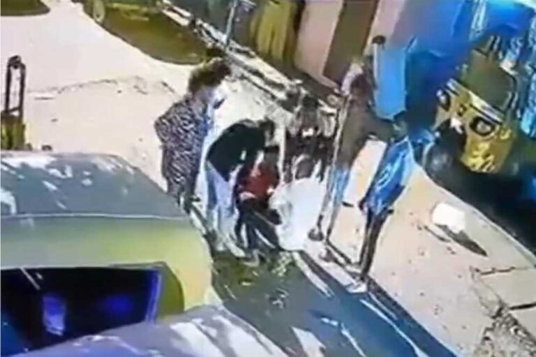 Bengaluru में दोस्तों से शर्त जीतने के चक्कर में गंवा दी जान Bengaluru में दोस्तों से शर्त जीतने के चक्कर में गंवा दी जान