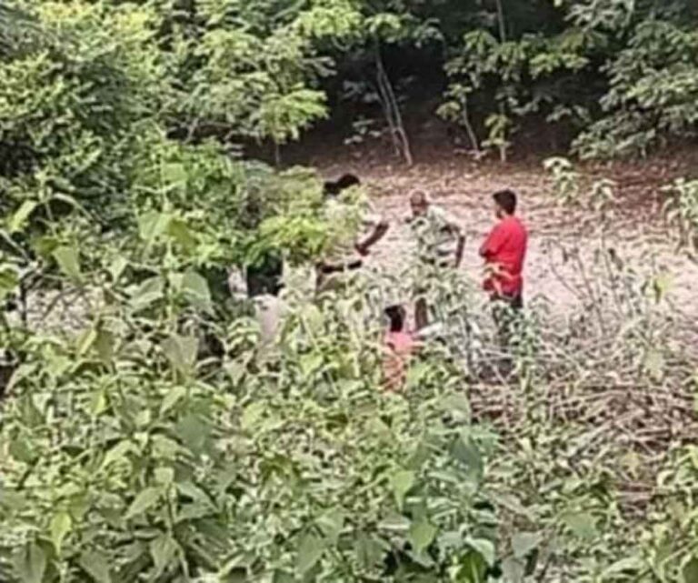 छत्तीसगढ़-कोरबा की सर्वमंगला डंपिंग में मिली अज्ञात बुजुर्ग की लाश छत्तीसगढ़-कोरबा की सर्वमंगला डंपिंग में मिली अज्ञात बुजुर्ग की लाश