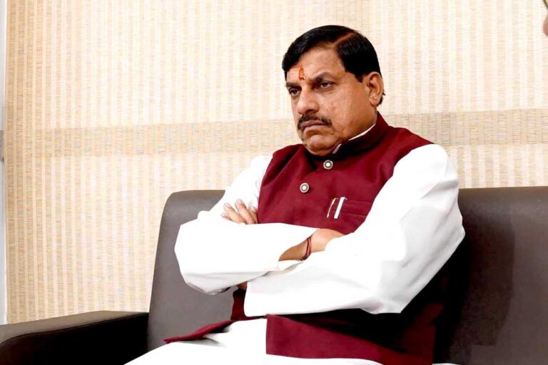 प्रदेश सरकार फिर लेगी 5 हजार करोड़ का कर्ज, विपक्ष ने 1 साल में लिए करोड़ों के कर्ज पर उठाए सवाल