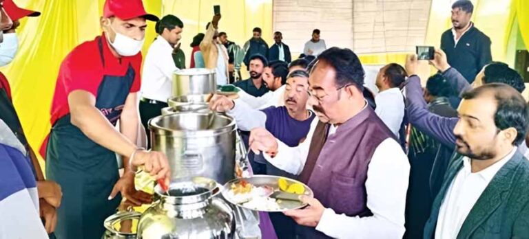 5 रुपये में पौष्टिक भोजन की योजना शुरू 5 रुपये में पौष्टिक भोजन की योजना शुरू