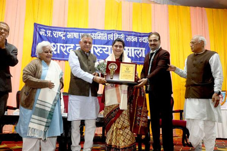 हमें अपना गौरवशाली अतीत दुनिया के सामने लाना होगा : मंत्री परमार हमें अपना गौरवशाली अतीत दुनिया के सामने लाना होगा : मंत्री परमार