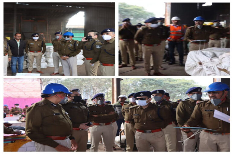 एसीसी कैमोर फैक्ट्री की भट्टी में नशीले इंजेक्शन, गांजा और स्मैक जलकर स्वाहा, 6 जिलों की पुलिस ने किया जब्त एसीसी कैमोर फैक्ट्री की भट्टी में नशीले इंजेक्शन, गांजा और स्मैक जलकर स्वाहा, 6 जिलों की पुलिस ने किया जब्त