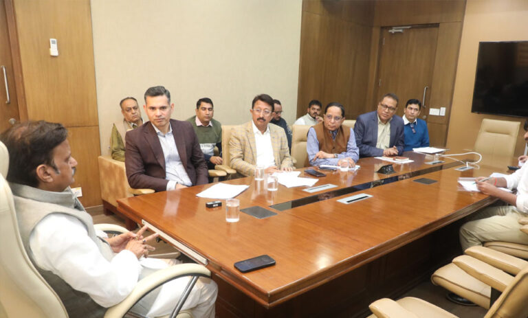 उप मुख्यमंत्री शुक्ल ने रीवा संभाग में एमपीआरडीसी के निर्माण कार्यों की समीक्षा की