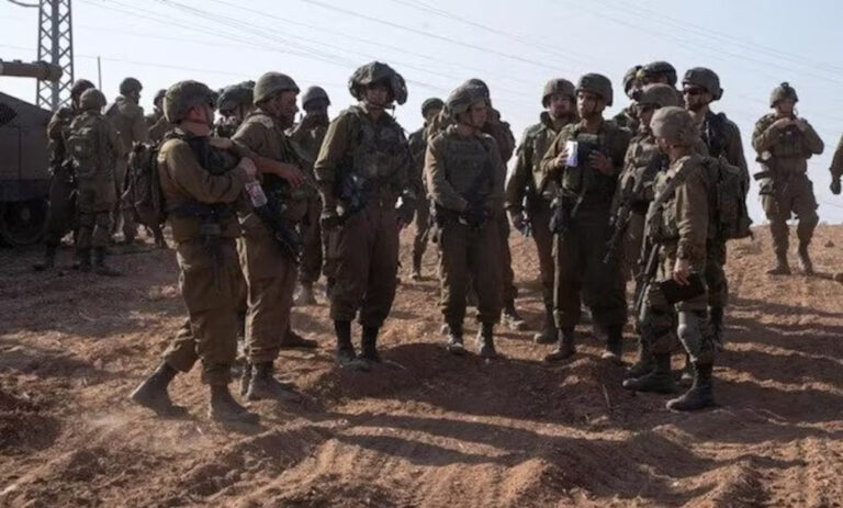 इजरायल ने रिफ्यूजी कैंप पर की भीषण बमबारी, 27 की मौत