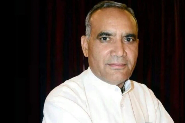 चुनाव हारने के 12 दिन बाद रावत का इस्तीफा मंजूर, वनमंत्री की दौड़ में विजय शाह-संपतिया उइके मजबूत दावेदार