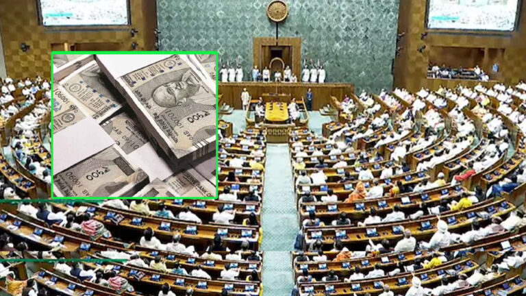 सांसद अभिषेक मनु सिंघवी की बेंच से मिली नोटों की गड्डी, सभापति बोले- ये गंभीर मामला, जांच हो रही