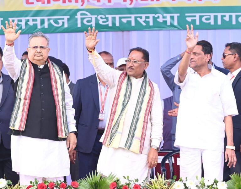 मुख्यमंत्री साय ने नवागढ़ में 209 करोड़ रूपए के विकास कार्यों का किया भूमिपूजन और लोकार्पण मुख्यमंत्री साय ने नवागढ़ में 209 करोड़ रूपए के विकास कार्यों का किया भूमिपूजन और लोकार्पण