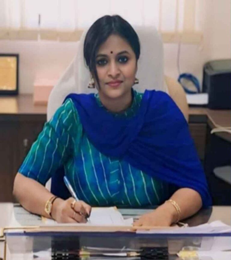 छत्तीसगढ़-ईडी ने निलंबित आईएएस रानू-माया समेत आधा दर्जन लोगों की 21.47 करोड़ की संपत्तियां कीं कुर्क