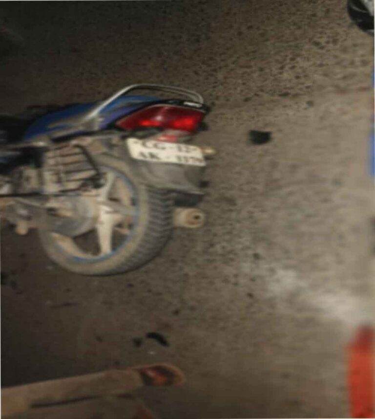 छत्तीसगढ़-कोरबा में तेज रफ्तार भारी वाहन की टक्कर से बाइक सवार की मौत