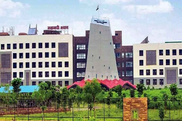 छत्तीसगढ़-लोक कल्याणकारी योजनाओं में तेजी लाने 33 जिलों में प्रभारी सचिव नियुक्त