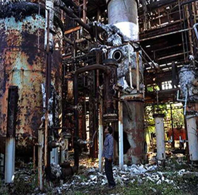 भोपाल गैस त्रासदी के 40 वर्ष बाद भी धरती के नीचे दफन है जहरीला कचरा