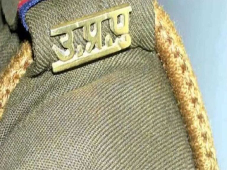 झूठे केस में फ़साना पड़ा भारी, इंस्पेक्टर और दरोगा समेत पांच पुलिस कर्मचारियों पर मुकदमा दर्ज झूठे केस में फ़साना पड़ा भारी, इंस्पेक्टर और दरोगा समेत पांच पुलिस कर्मचारियों पर मुकदमा दर्ज
