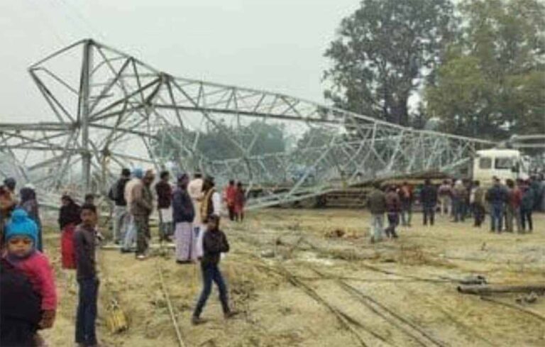 प्रयागराज में महाकुंभ से पहले बड़ा हादसा, ब्रिज टावर गिरने से सात मजदूर घायल, मची अफरातफरी, 1 गंभीर