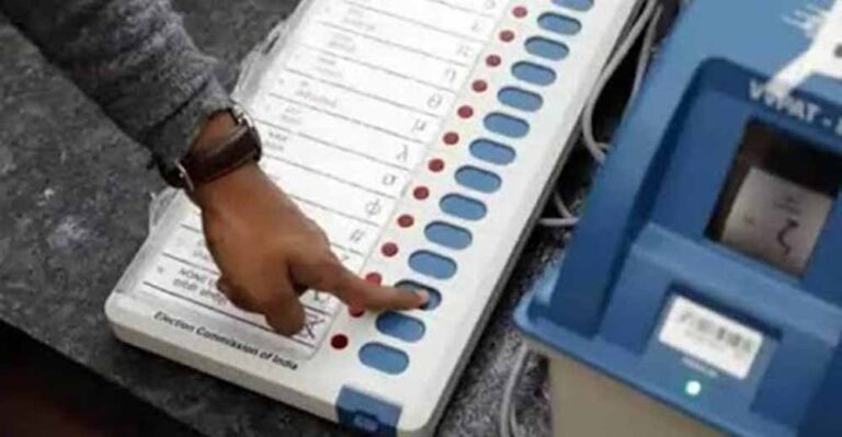 मतदान में EVM हैक करने का दावा कर फंसा सैयद शुजा, आयोग की अर्जी पर पुलिस ने दर्ज किया केस