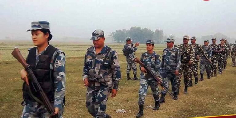 उत्तर प्रदेश के प्रयागराज में होने जा रहे भव्य महाकुंभ को लेकर सुरक्षा व्यवस्था चाक चौबंद, पुलिस एसएसबी सतर्क