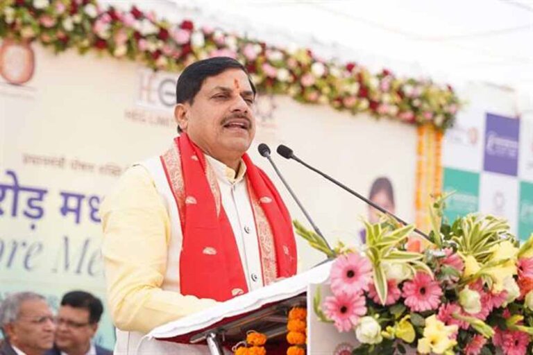 शरीर के लिए आवश्यक पोषक तत्वों का स्त्रोत आहार है, भोजन वितरण वाहन को दिखाई हरी झंडी: सीएम यादव शरीर के लिए आवश्यक पोषक तत्वों का स्त्रोत आहार है, भोजन वितरण वाहन को दिखाई हरी झंडी: सीएम यादव