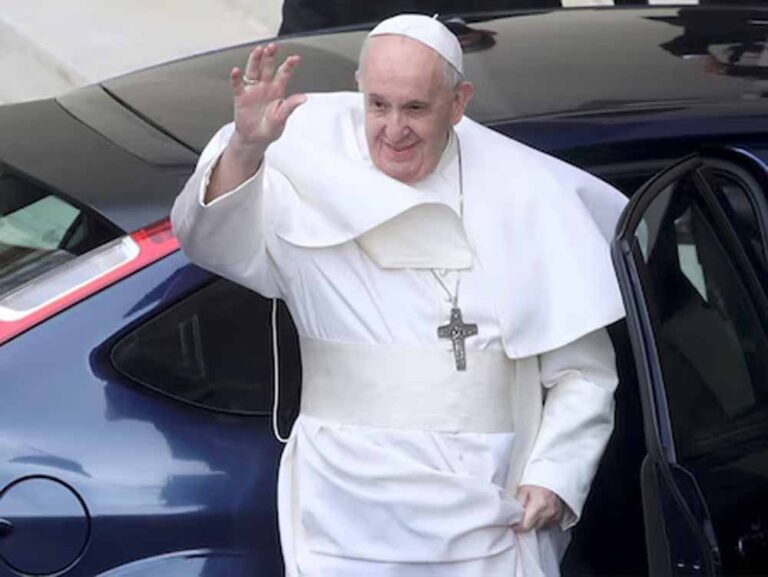 ईसाई धर्मगुरु पोप फ्रांसिस ने भारत के संत श्री नारायण गुरु की सराहना की, बताया भेदभाव खत्म करने वाला नायक