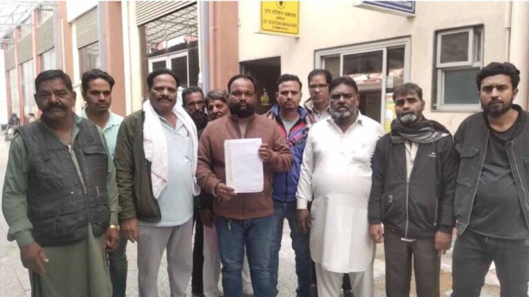 वेलफेयर एसोसिएशन ने रेल मंडल प्रबंधक को बताई समस्या, प्लेटफार्म का 6 नंबर गेट बंद करने से यात्रियों को हो रही समस्या