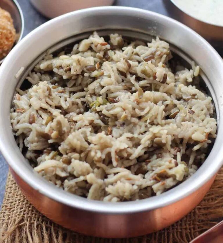 क्या आप जानते है मकर संक्रांति पर क्यों कहते है खिचड़ी