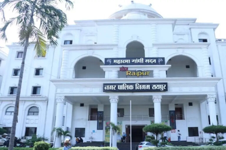 चुनाव लड़ रहे महापौर-पार्षद पद के प्रत्याशियों को चुनावी नियमों के तहत बाकी टैक्स चुकाना पड़ा, भरा निगमों का खजाना चुनाव लड़ रहे महापौर-पार्षद पद के प्रत्याशियों को चुनावी नियमों के तहत बाकी टैक्स चुकाना पड़ा, भरा निगमों का खजाना