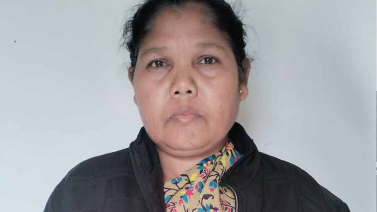 प्रभाकर के बाद पुलिस ने उसकी पत्नी राजे कांगे को किया गिरफ्तार प्रभाकर के बाद पुलिस ने उसकी पत्नी राजे कांगे को किया गिरफ्तार