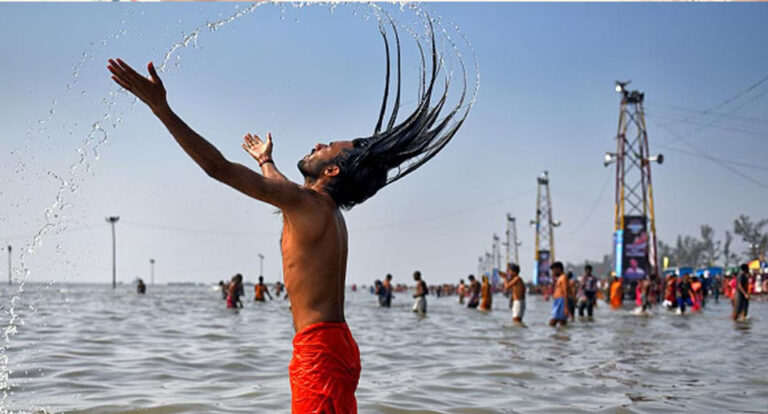 महाकुंभ का तीसरा शाही स्नान इस दिन होगा, जानें स्नान का शुभ मुहूर्त महाकुंभ का तीसरा शाही स्नान इस दिन होगा, जानें स्नान का शुभ मुहूर्त