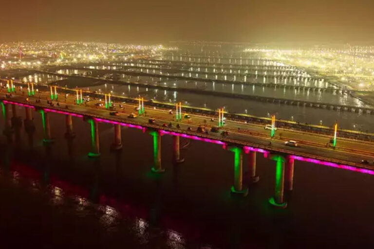 मौनी अमावस्या पर टूटेंगे सारे रिकॉर्ड!8-10 करोड़ लोग करेंगे स्नान मौनी अमावस्या पर टूटेंगे सारे रिकॉर्ड!8-10 करोड़ लोग करेंगे स्नान