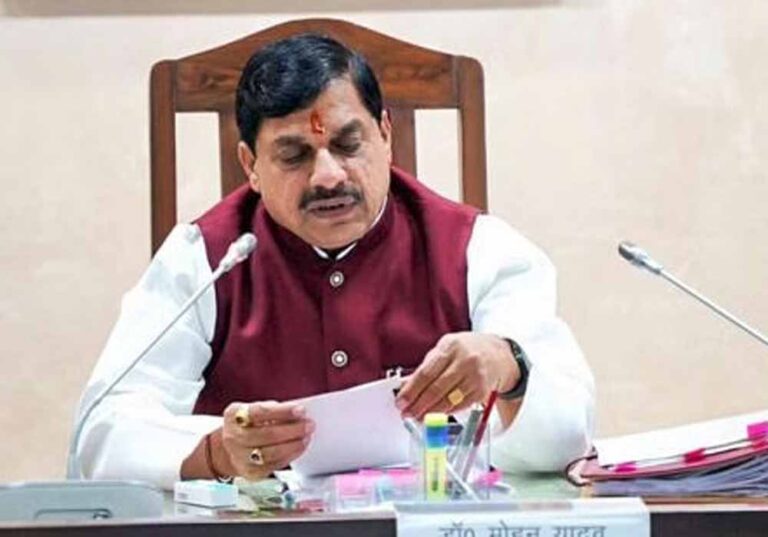 मुख्यमंत्री डॉ. यादव ने सीधी के शहीद जवान श्री रामसिया मिश्रा के वारिसों को स्वीकृत की 10 लाख रूपए की सहायता राशि मुख्यमंत्री डॉ. यादव ने सीधी के शहीद जवान श्री रामसिया मिश्रा के वारिसों को स्वीकृत की 10 लाख रूपए की सहायता राशि