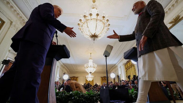 मोदी -ट्रम्प के बीच  घंटे की लंबी मुलाकात, भारत-अमरीका के बीच वे 9 समझौते, जो लिखेंगे नई कहानी