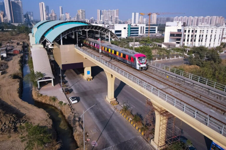 मुंबई के थाणे में बनेगा 11 मंजिल का रेलवे स्टेशन, मॉल, ऑफिस स्पेस और रिटेल शॉप भी होंगी.