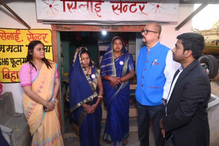 जिले में बालविवाह रोकने एवं बेटियों के भविष्य को संवारने के लिए चलाएं विशेष कैंपेन: राज्यपाल डेका