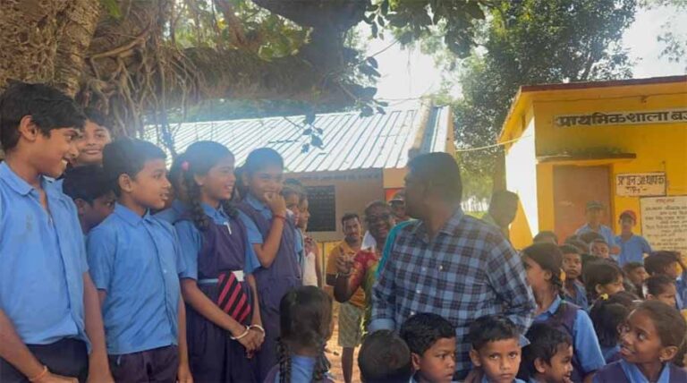 बस्तर जिले को शिक्षा क्षेत्र में उत्कृष्ट प्रदर्शन के लिए नीति आयोग द्वारा 3 करोड़ रुपये का पुरस्कार