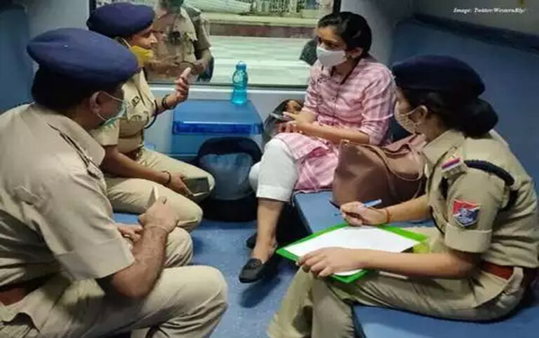 ऑपरेशन “मेरी सहेली” अभियान के तहत लगभग 15,600 महिला यात्रियों को सहायता प्रदान की गई