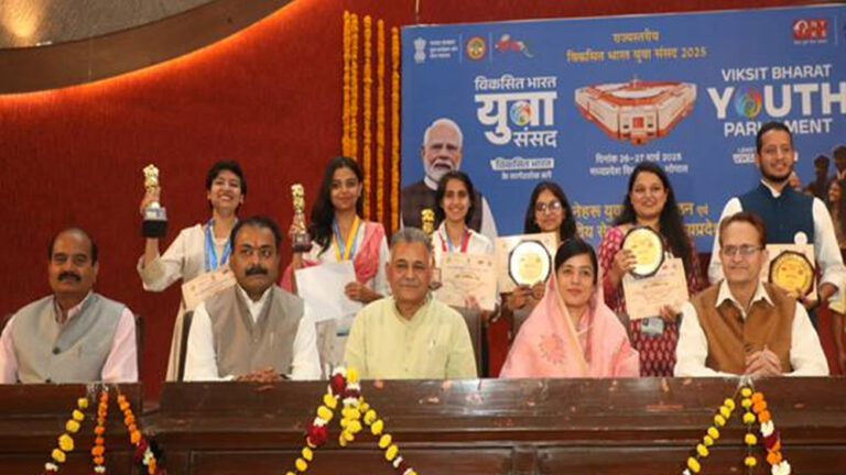 स्वतंत्रता के शताब्दी वर्ष 2047 तक ऊर्जा एवं खाद्यान्न में आत्मनिर्भर होकर विश्व के भरण पोषण में सामर्थ्यवान बनेगा भारत: मंत्री परमार स्वतंत्रता के शताब्दी वर्ष 2047 तक ऊर्जा एवं खाद्यान्न में आत्मनिर्भर होकर विश्व के भरण पोषण में सामर्थ्यवान बनेगा भारत: मंत्री परमार