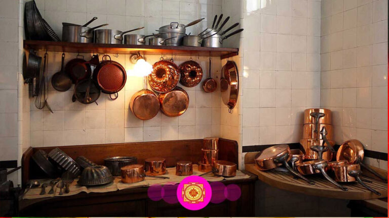 घर भूलकर भी उल्टे ना रखें ये 2 बर्तन, वरना हो सकता है बड़ा नुकसान, आचार्य ने दी चेतावनी घर भूलकर भी उल्टे ना रखें ये 2 बर्तन, वरना हो सकता है बड़ा नुकसान, आचार्य ने दी चेतावनी