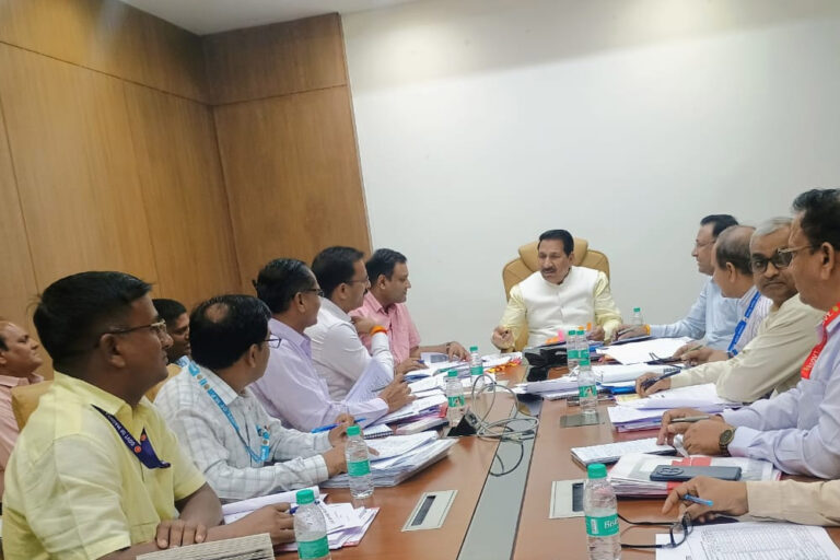 कृषि मंत्री कंषाना ने मंत्रालय में हुई किसान कल्याण एवं कृषि विकास विभाग की समीक्षा