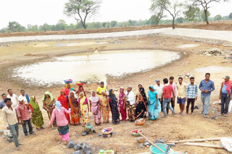 दैनिक वेतन भोगी श्रमिकों के लिए 2275 रुपये प्रतिमाह दिया जाएगा, दस लाख दैनिक वेतन भोगी श्रमिकों को होगा लाभ