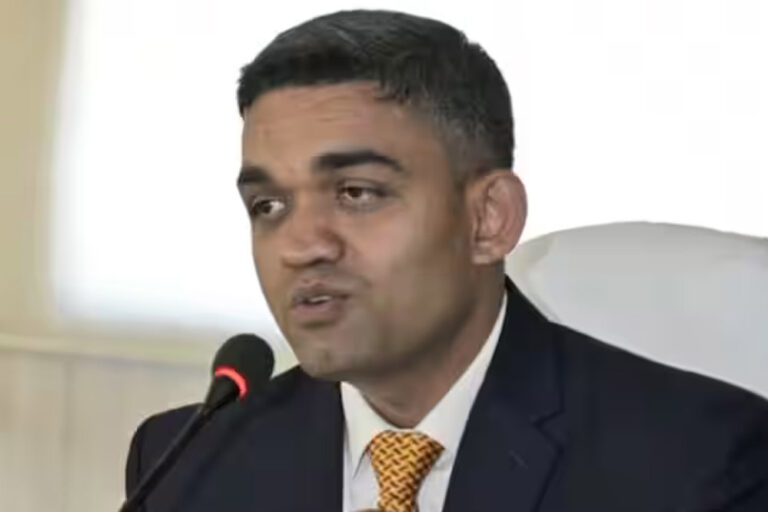 माइनिंग इंस्पेक्टर संदेश पिपलोदिया के खिलाफ कार्य में लापरवाही की शिकायत,  धार कलेक्टर ने हटाया